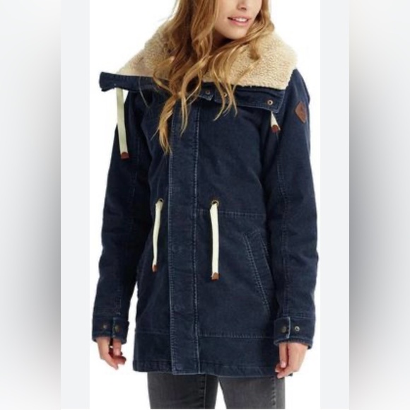 Burton - Picture 2 of 6